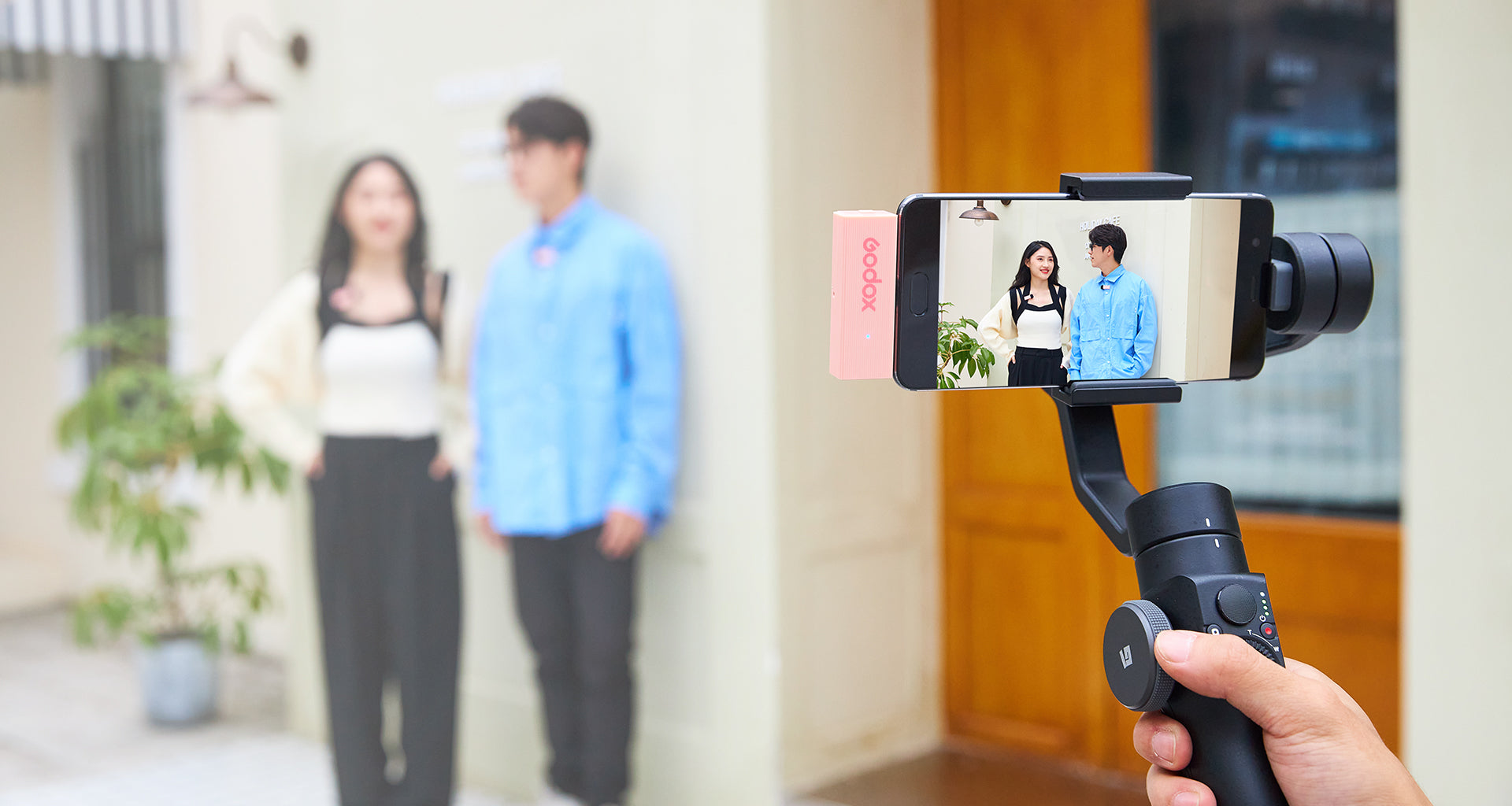 Godox MoveLink Mini UC 2-Person Wireless Microphone System for Cameras & Mobile Devices (2.4 GHz, Classic Black)